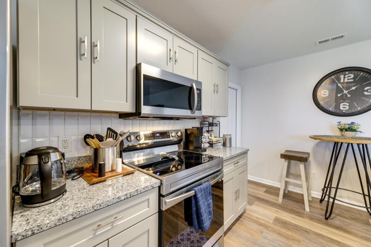 Updated Hubert Vacation Rental 5 Mi To Beaches! Свонсборо Екстер'єр фото